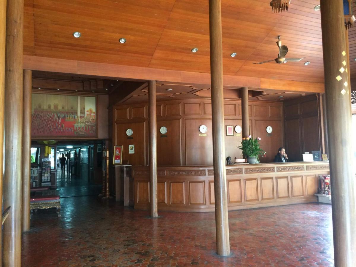 Changpuak Hotel Chiang Mai Exterior photo