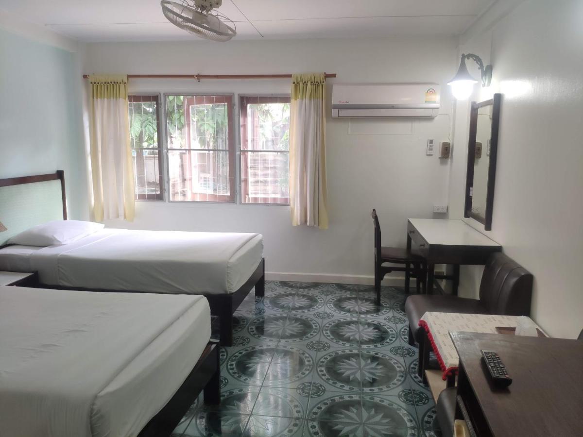 Changpuak Hotel Chiang Mai Exterior photo