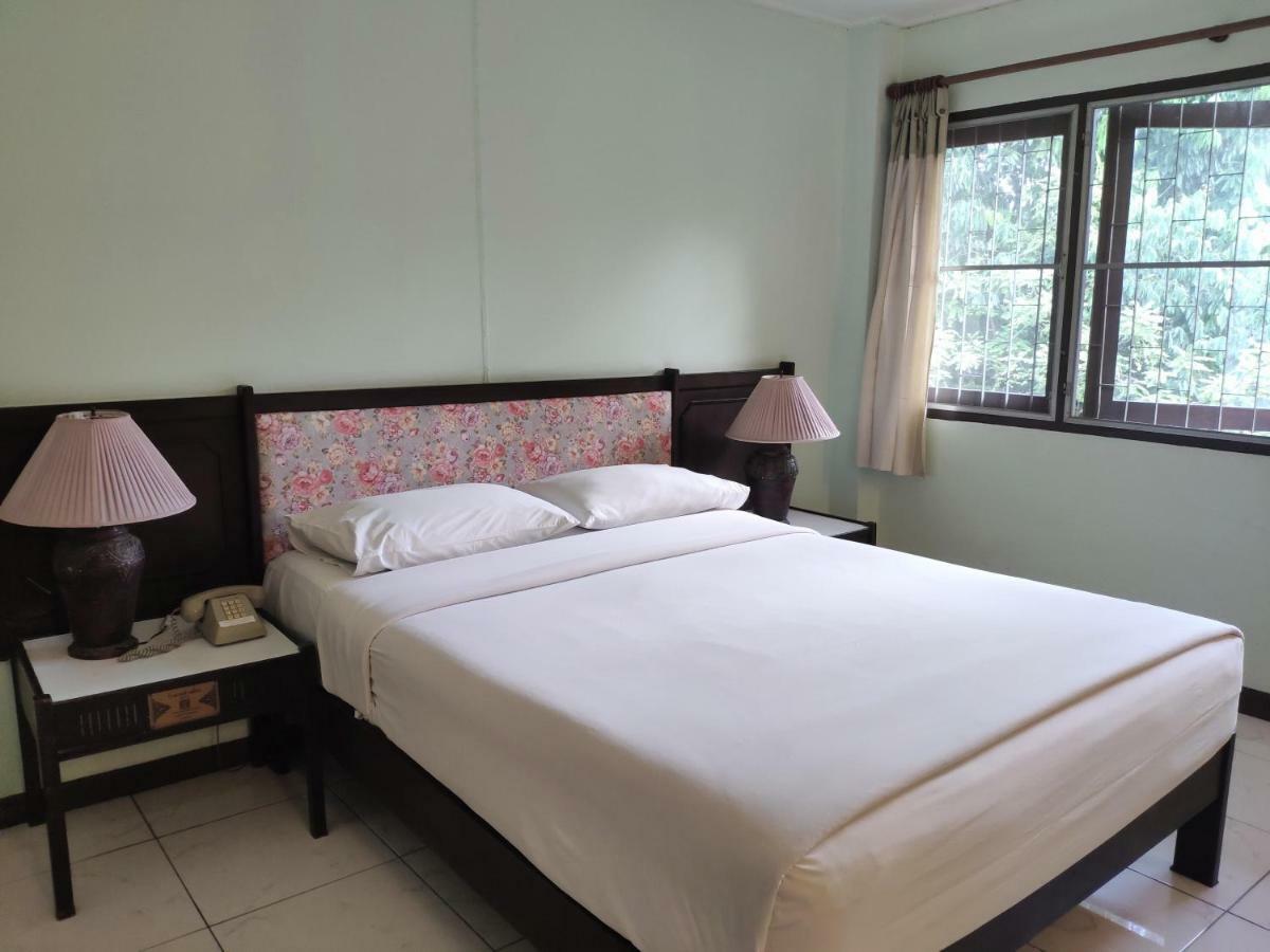 Changpuak Hotel Chiang Mai Exterior photo