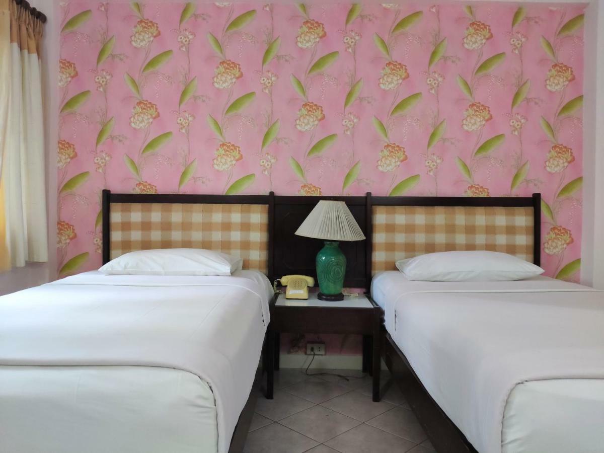 Changpuak Hotel Chiang Mai Exterior photo